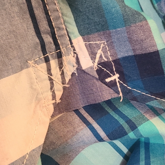 Lightly Worn! AREOPOSTALE - Mens Blue/Green Plaid Button Down Shirt- Size M - Picture 5 of 6